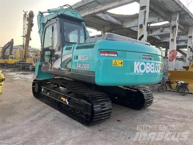 Kobelco SK 220 Paletli ekskavatörler