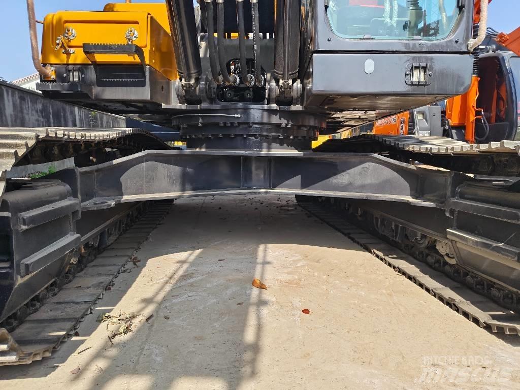 Volvo EC 380 D L Paletli ekskavatörler