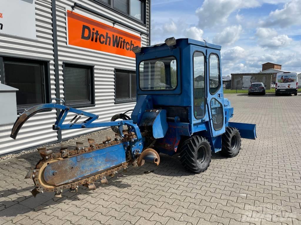 Ditch Witch 3700 DD Kanal kazma makinasi