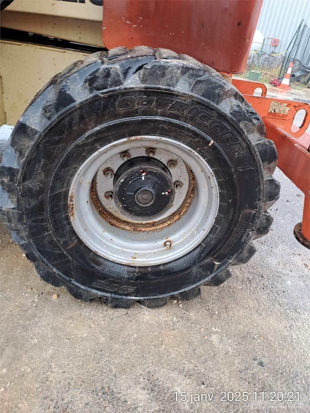 JLG 3394RT Makasli platformlar