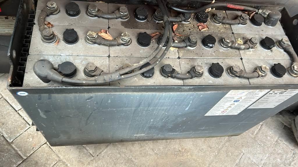 Aichi St12b Diger lift ve platformlar