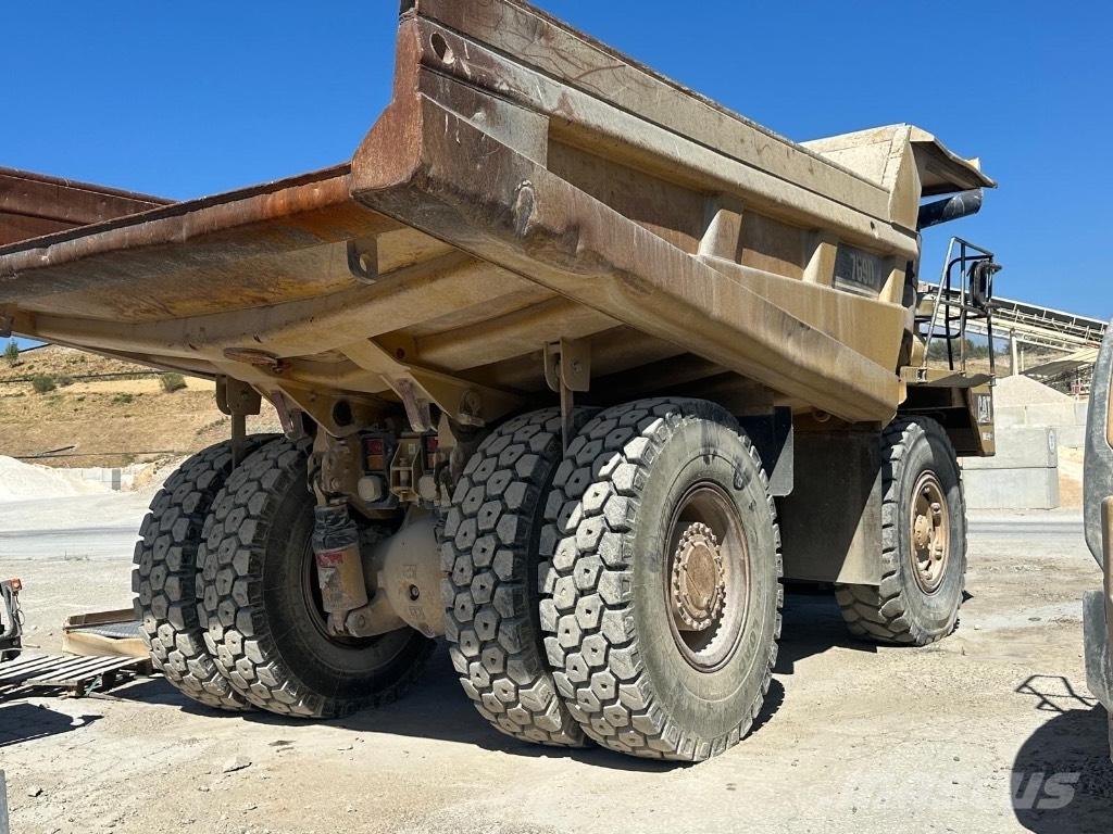 CAT 769D Yol disi kaya kamyonu