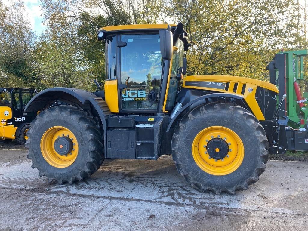 JCB Fastrac 4220 Traktörler