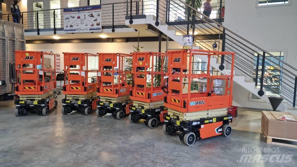 JLG ES 1330 L Makasli platformlar