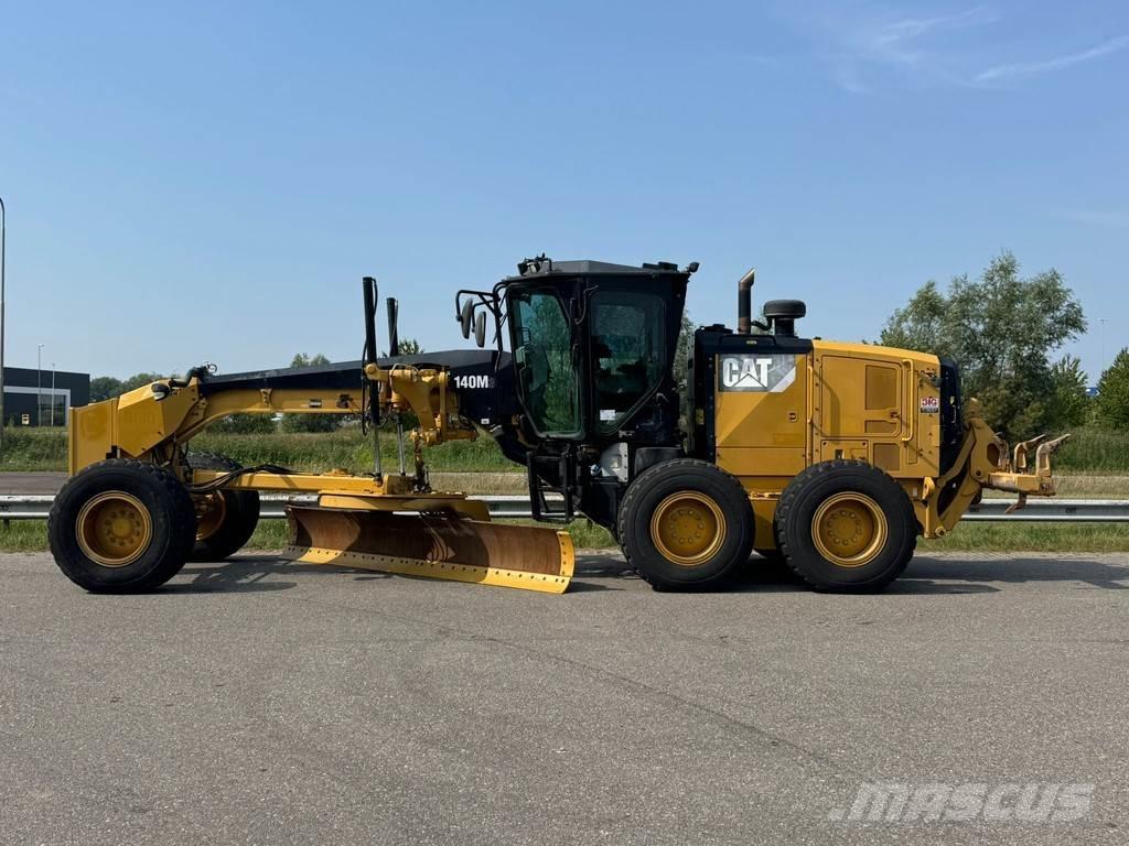 CAT 140M3 Greyderler