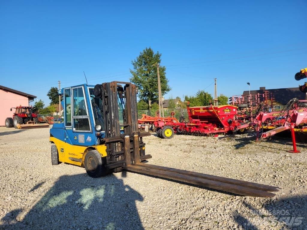 Dantruck 8450 Dizel forkliftler