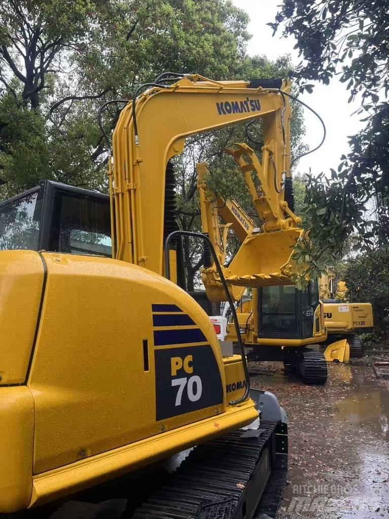 Komatsu PC 70 Paletli ekskavatörler
