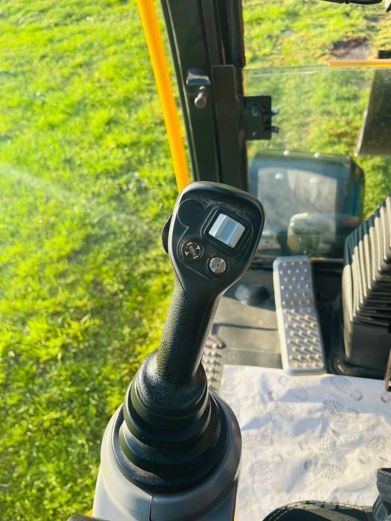 JCB 110 W Hydradig Lastik tekerli ekskavatörler