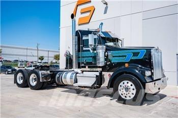 Kenworth W 900 Çekiciler