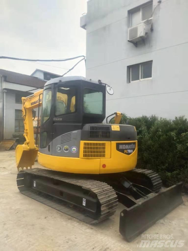 Komatsu 78 Paletli ekskavatörler