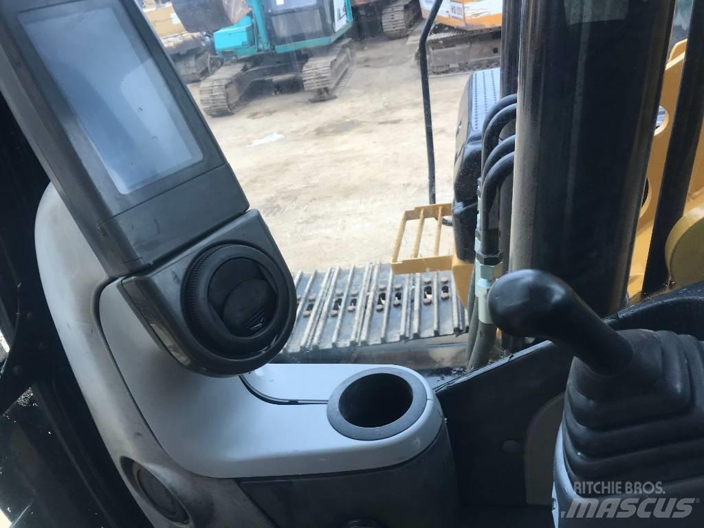 CAT 320 D L Paletli ekskavatörler
