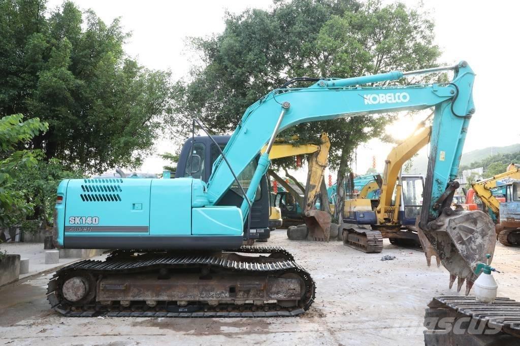 Kobelco SK 140 LC Paletli ekskavatörler