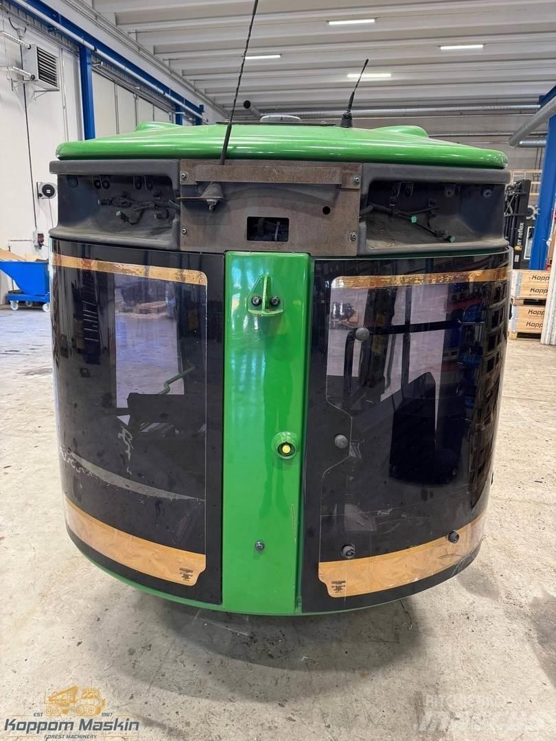 John Deere 1270E Kabin