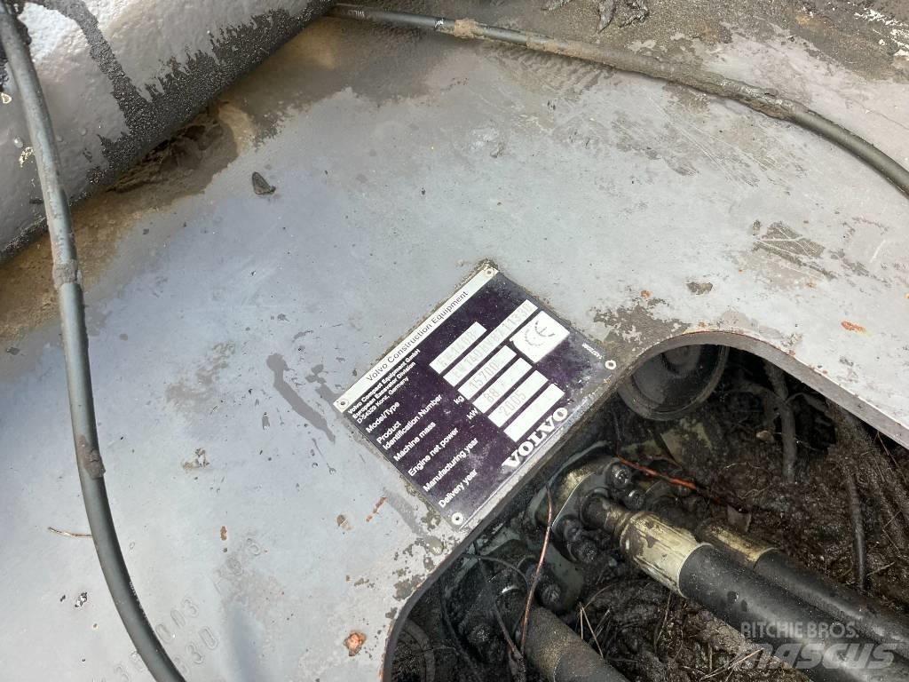 Volvo EW 140 B Lastik tekerli ekskavatörler
