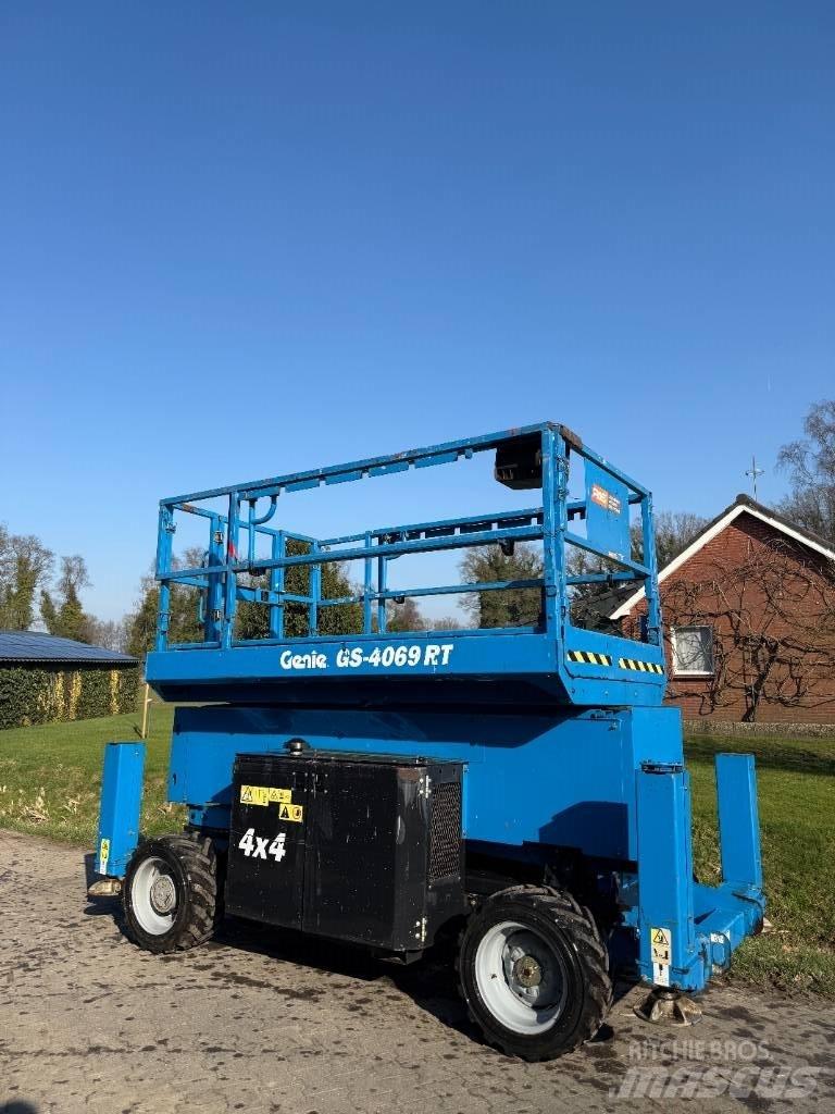Genie GS 4069 RT Makasli platformlar