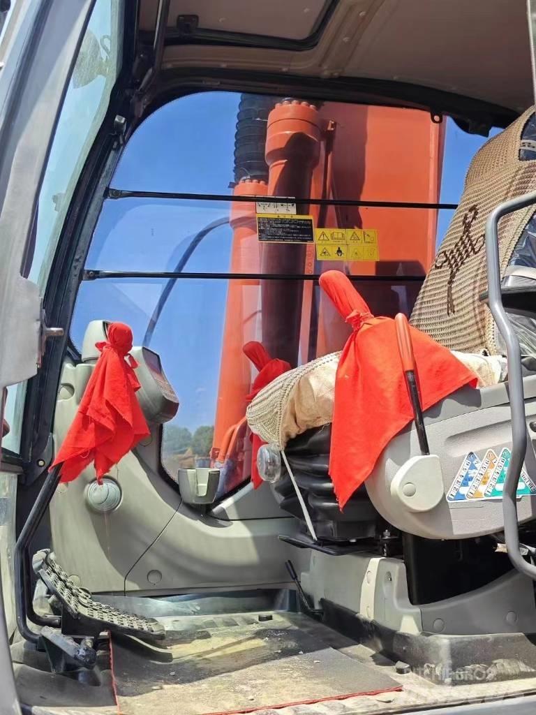 Hitachi ZX200 Paletli ekskavatörler