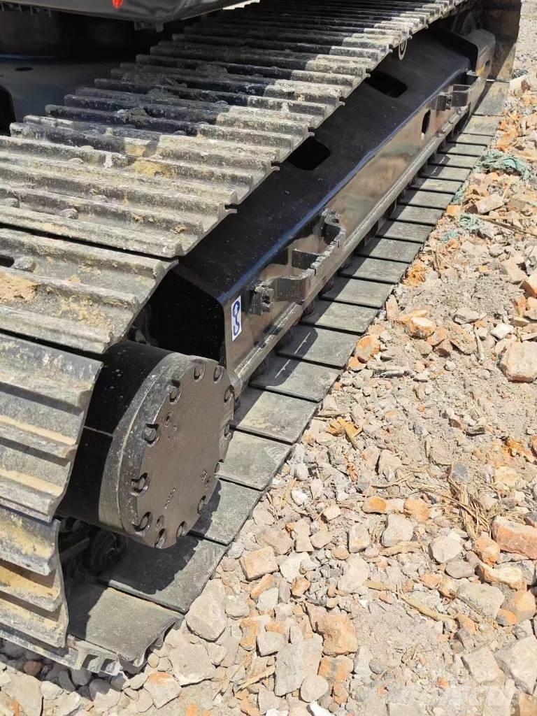 Hitachi ZX200 Paletli ekskavatörler