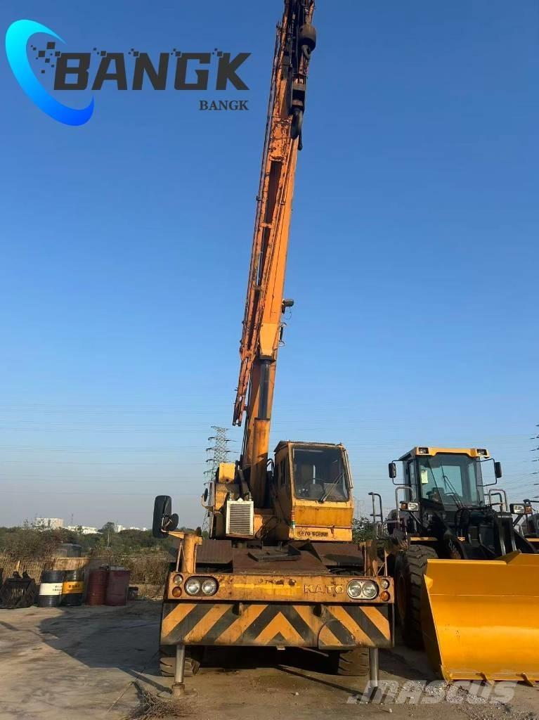 Kato KR 25 H Arazi Tipi Vinçler (RT)