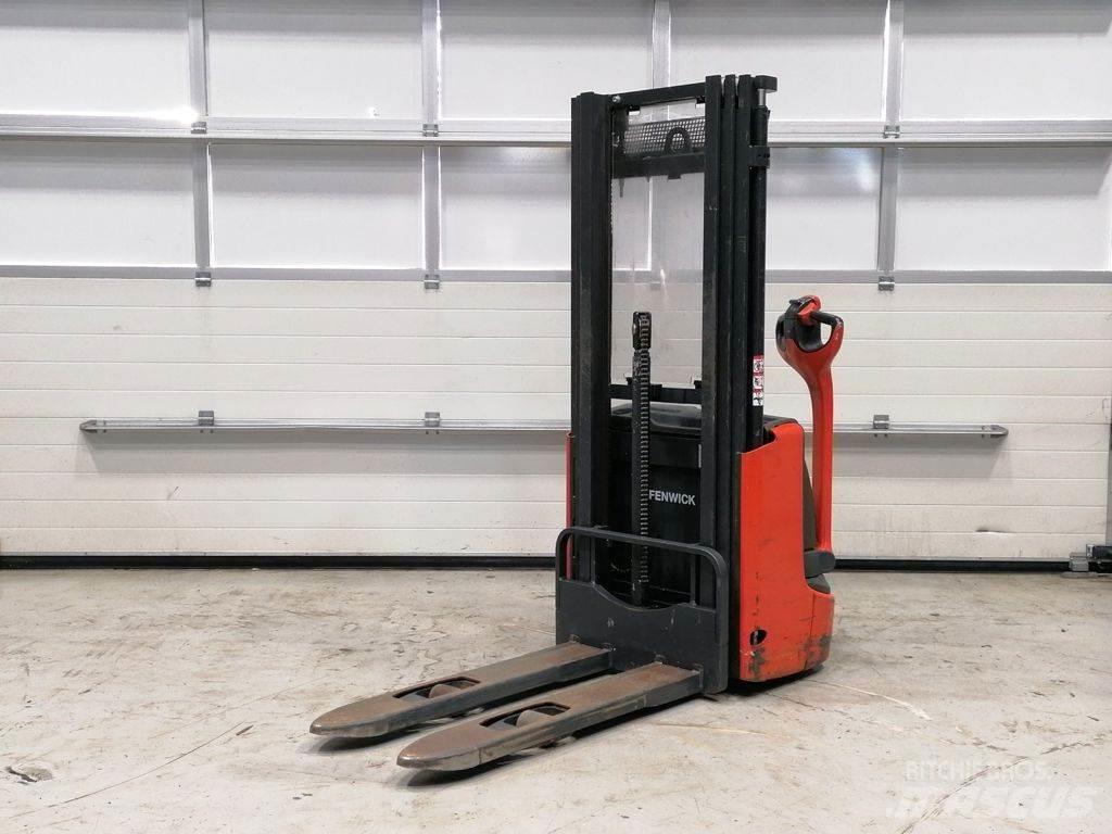 Linde L10 Yaya kumandali istif makinasi