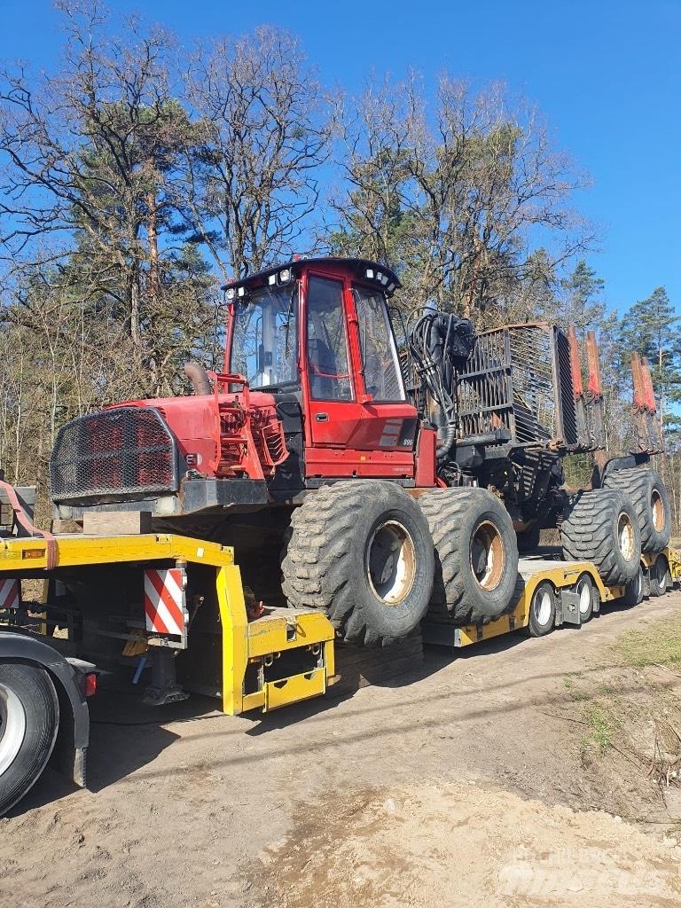 Komatsu 895 Tomruk yükleyici traktörler