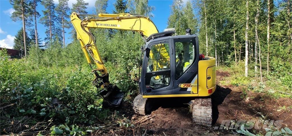 New Holland E75CSR Paletli ekskavatörler