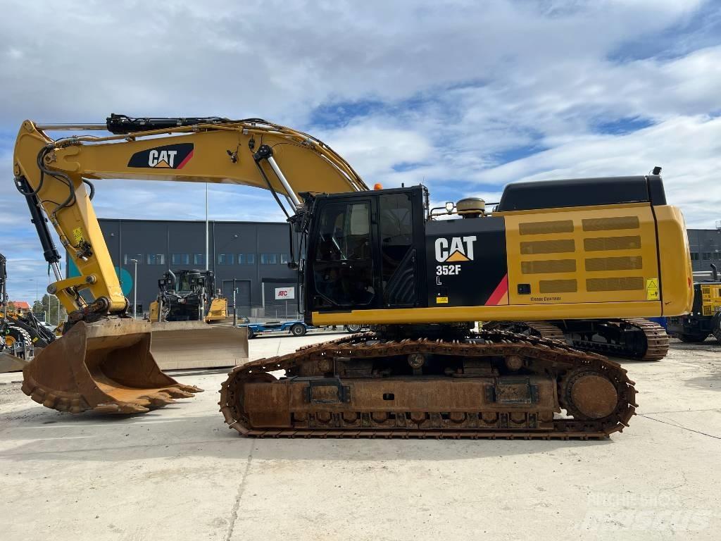 CAT 352F Paletli ekskavatörler