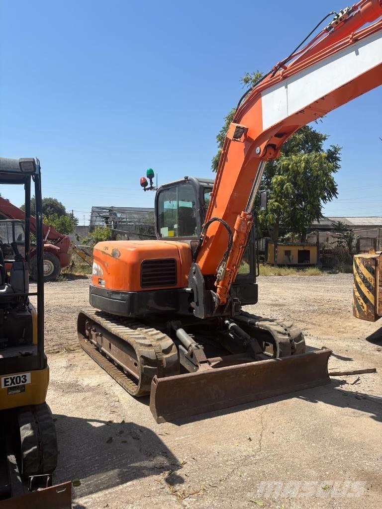 Doosan DX 80 R Midi ekskavatörler 7 - 12 t
