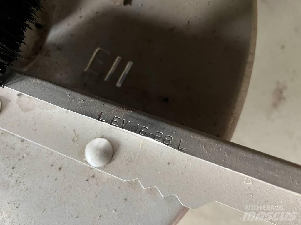Sulky X 40+ Econov Gübre dagitma tankerleri