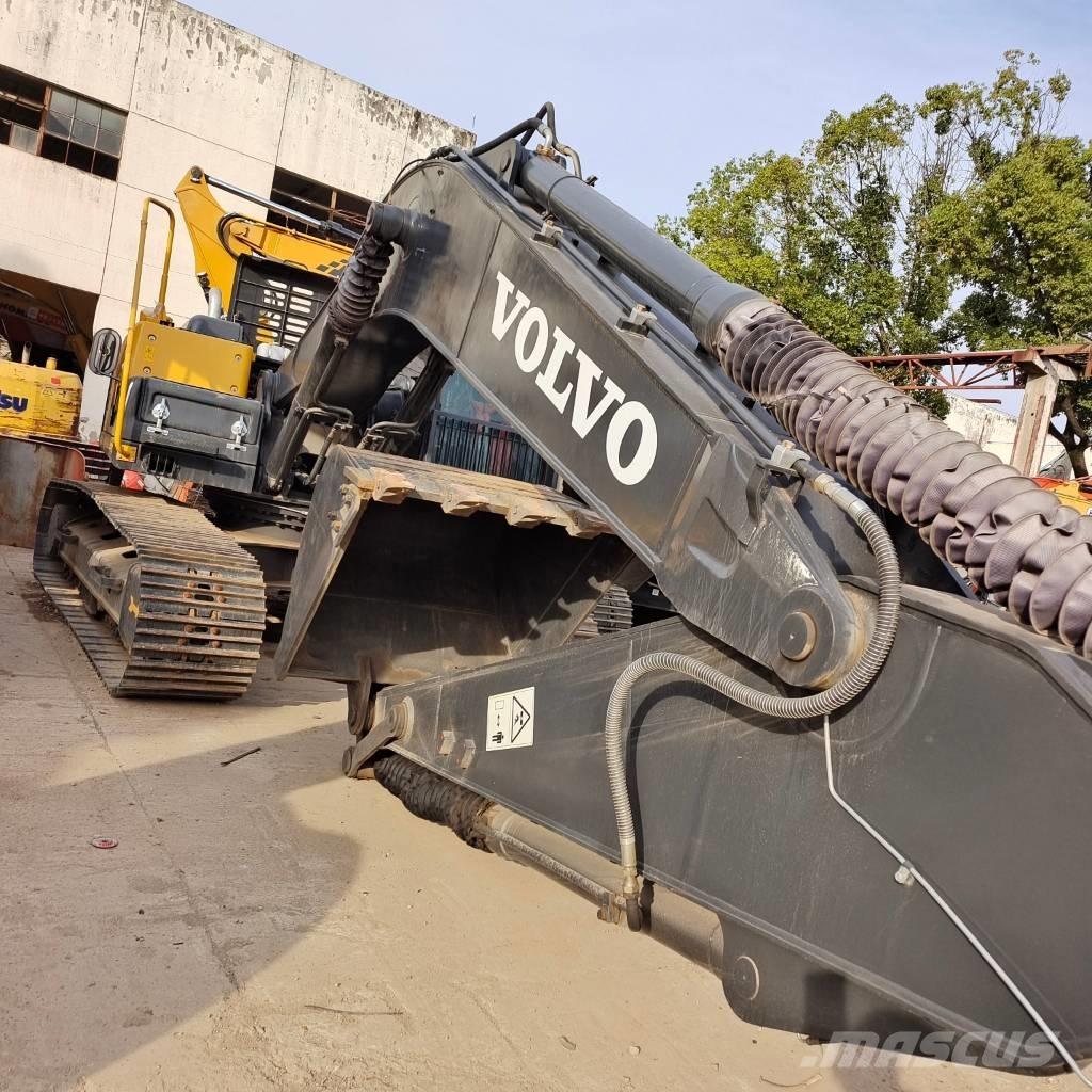 Volvo EC 210 D Paletli ekskavatörler