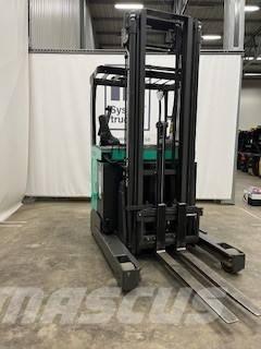 Mitsubishi RB16N3 Reach truck - depo içi istif araçları