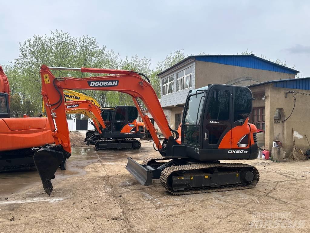 Doosan DX 60 Mini ekskavatörler, 7 tona dek