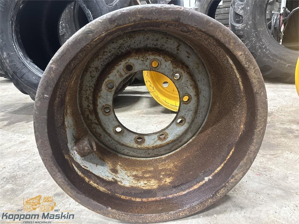 Valmet 860 24x26,5 Lastikler