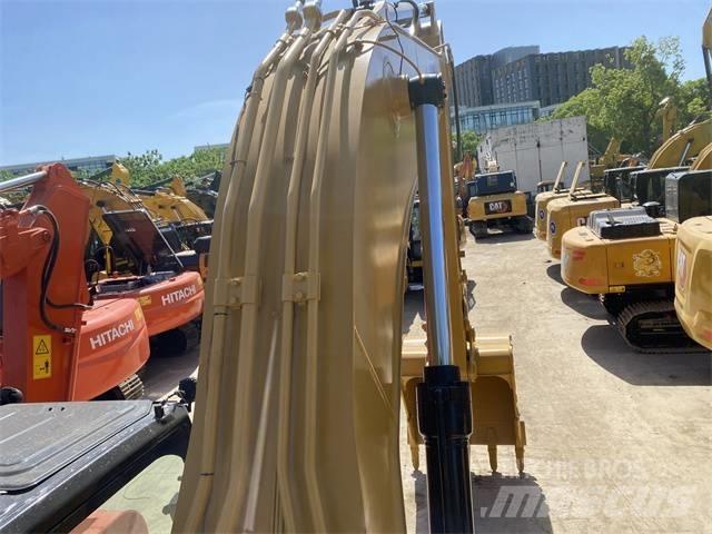 CAT 330 GC Paletli ekskavatörler