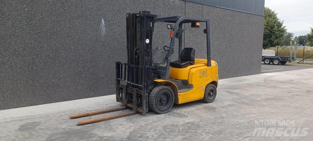 TCM FD25T3 Dizel forkliftler
