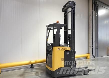 Atlet UMS 160 Reach truck - depo içi istif araçları