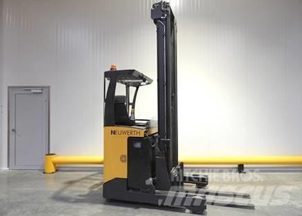 Atlet UMS 160 Reach truck - depo içi istif araçları