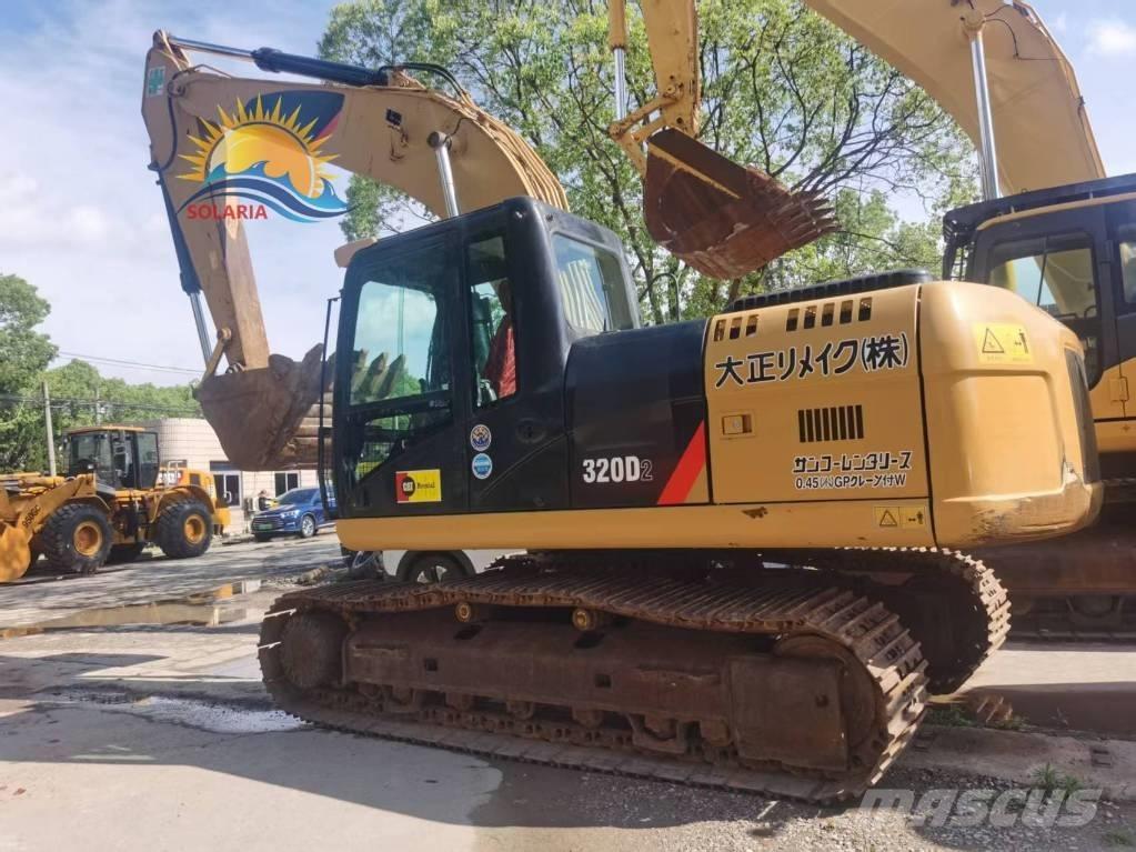 CAT 320D2 Paletli ekskavatörler