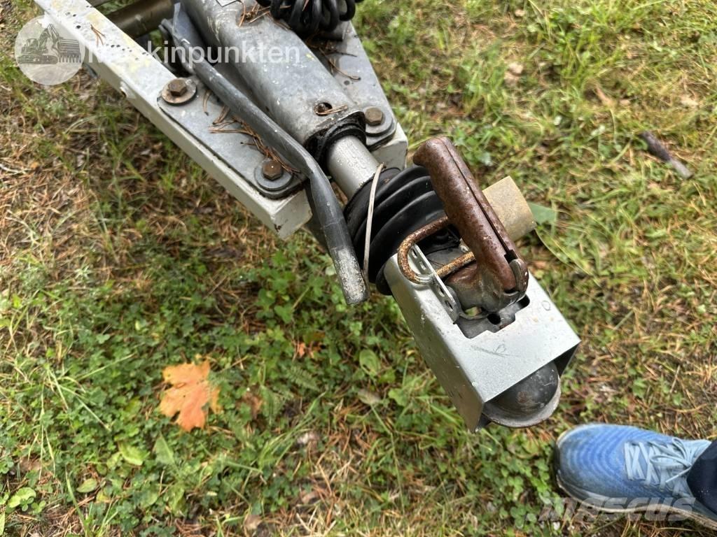 Dino 180 T Tekerlekli platformlar