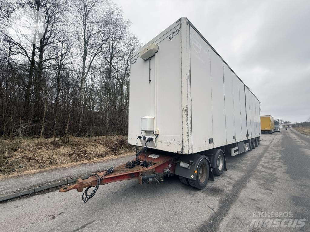 Ekeri L3 Kapali kasa yari römorklar