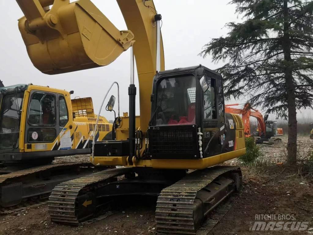 CAT 320 D L Paletli ekskavatörler