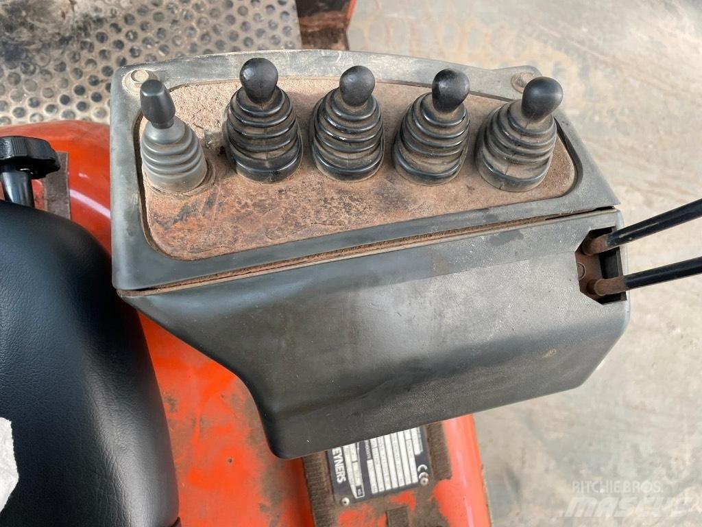 Nissan 25 Dizel forkliftler