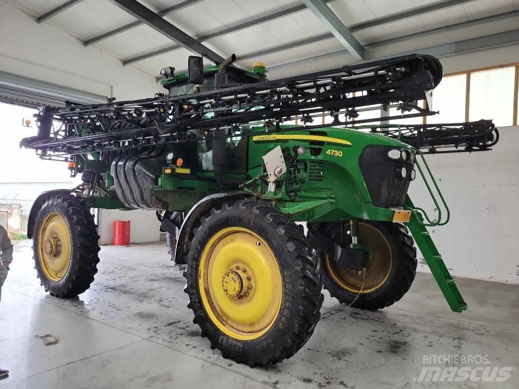 John Deere 4730 Kendinden tahrikli pülverizatörler