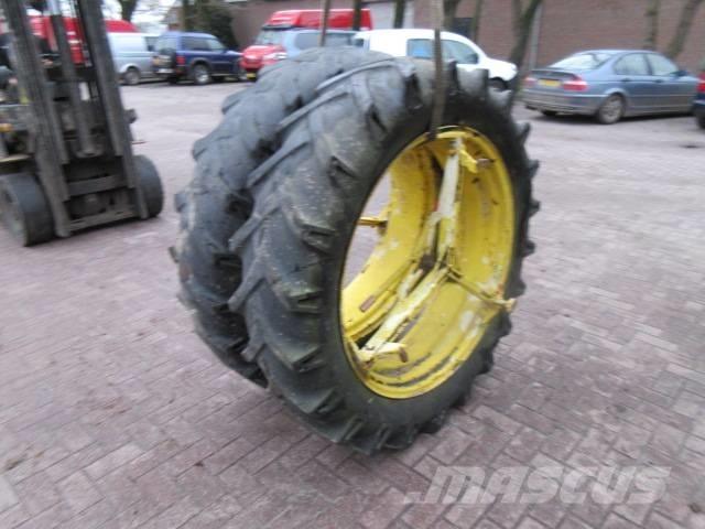 Vredestein 12.4/38 Tekerlekler