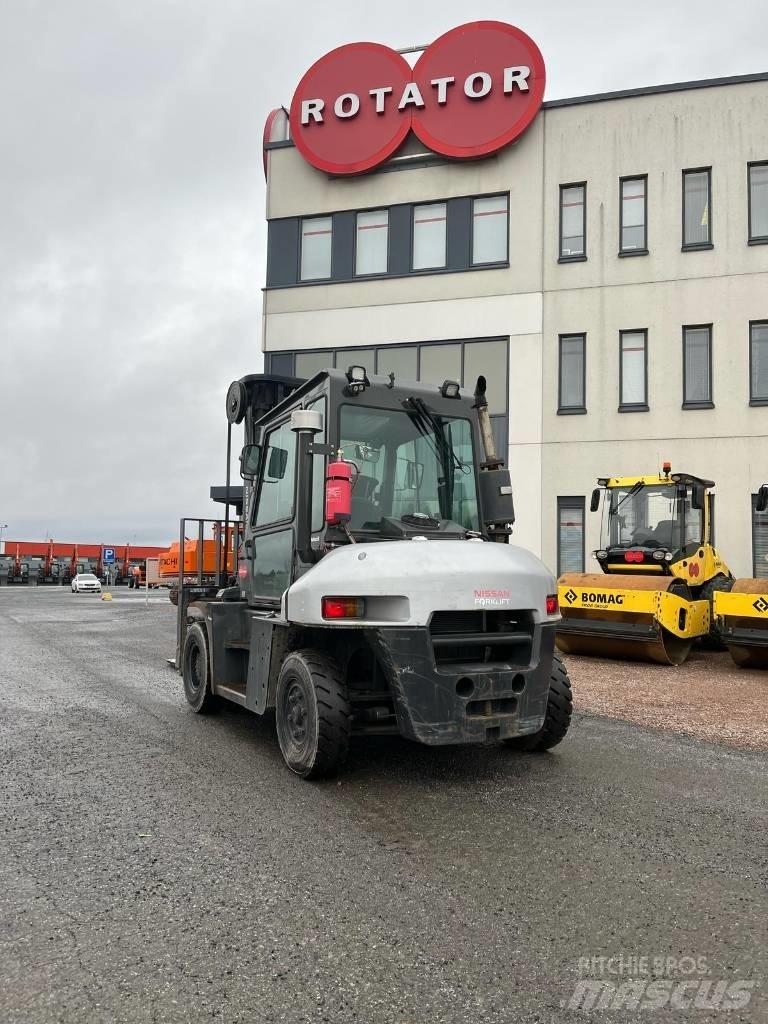Nissan L1 F6 F70 Y Dizel forkliftler