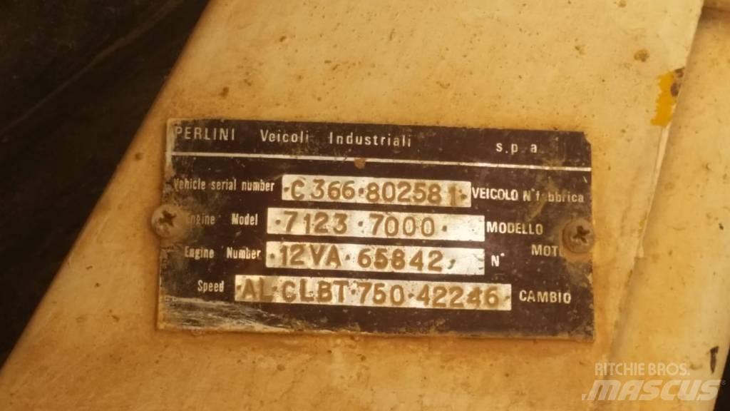 Perlini (ricambi) 366 Yol disi kaya kamyonu