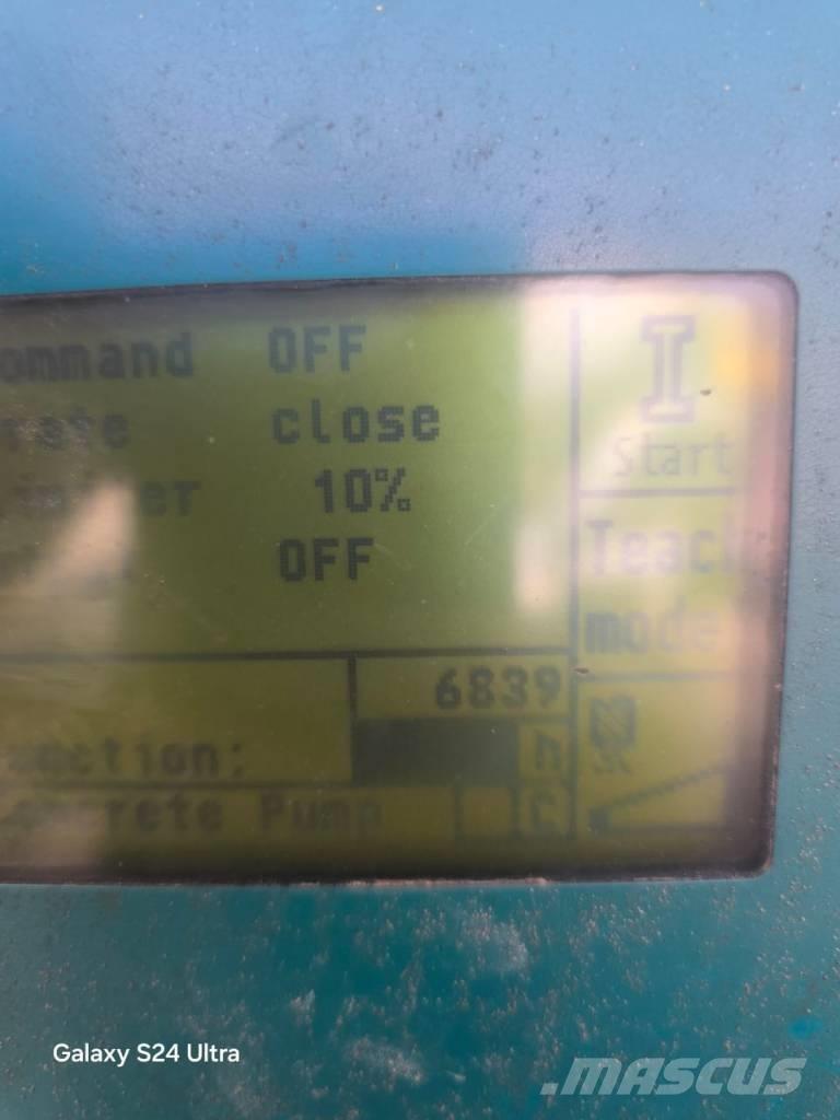 Schwing 28X Beton pompaları