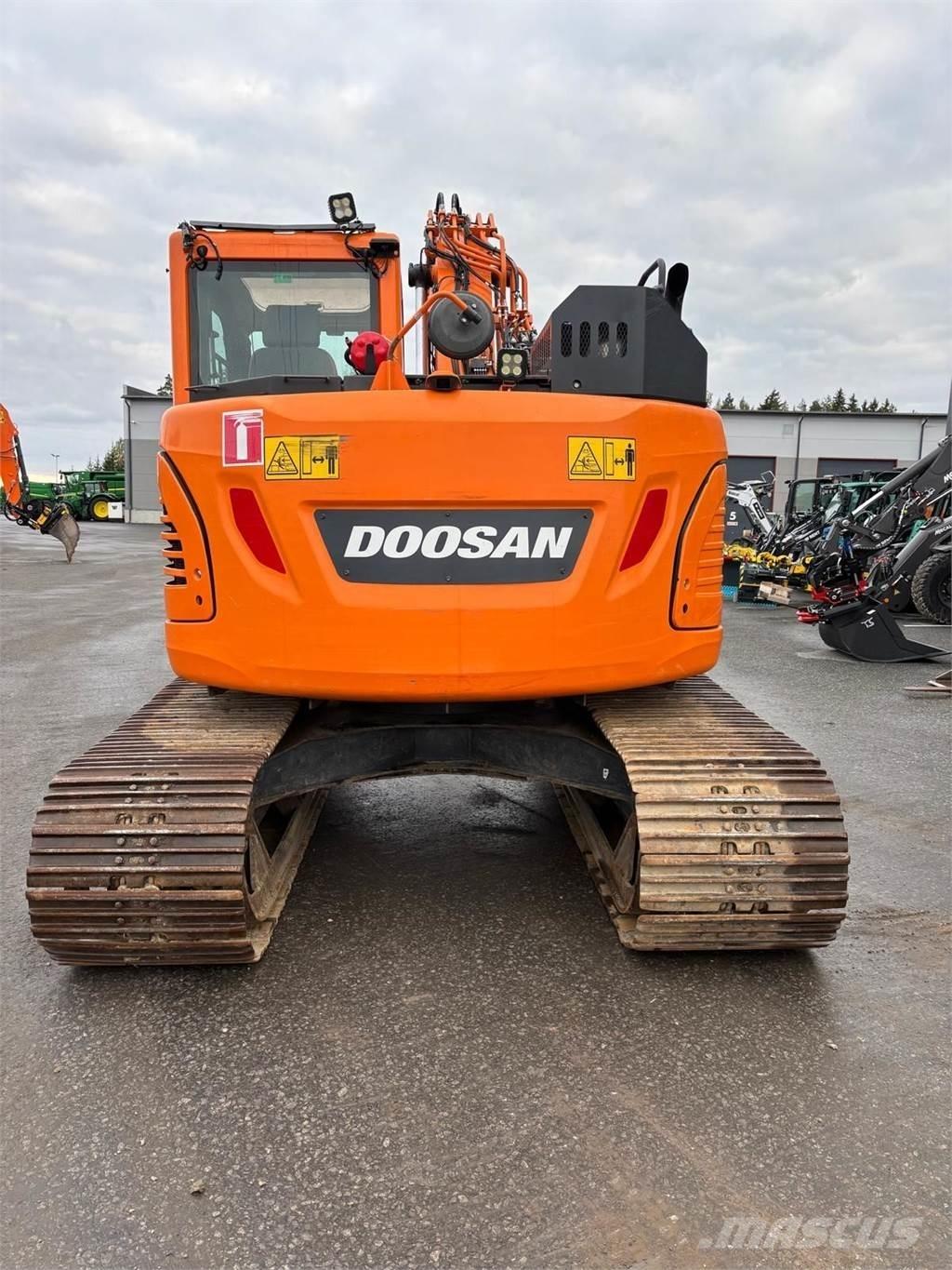 Doosan DX140LCR-5 Paletli ekskavatörler