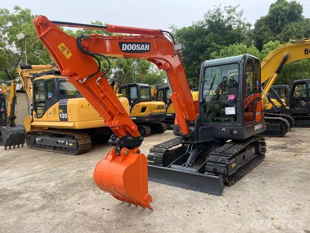 Doosan DH 60-7 Mini ekskavatörler, 7 tona dek