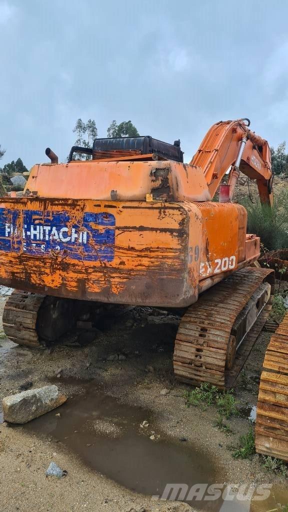 Fiat-Hitachi FH 200 Paletli ekskavatörler