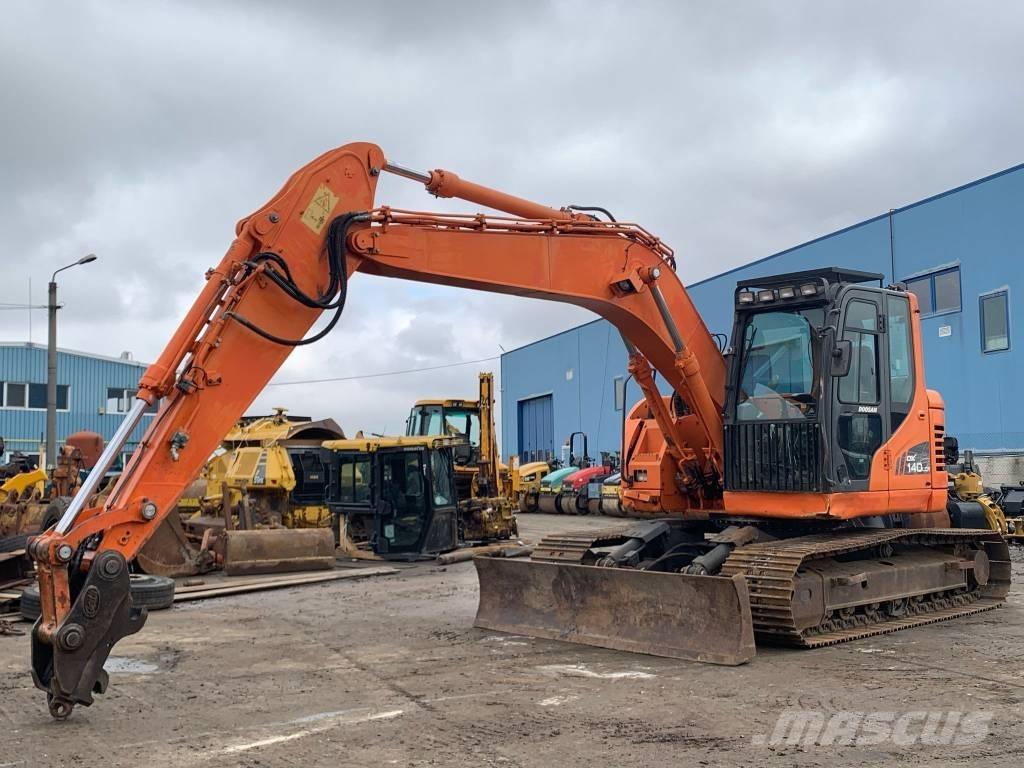 Doosan DX 140 LCR Paletli ekskavatörler